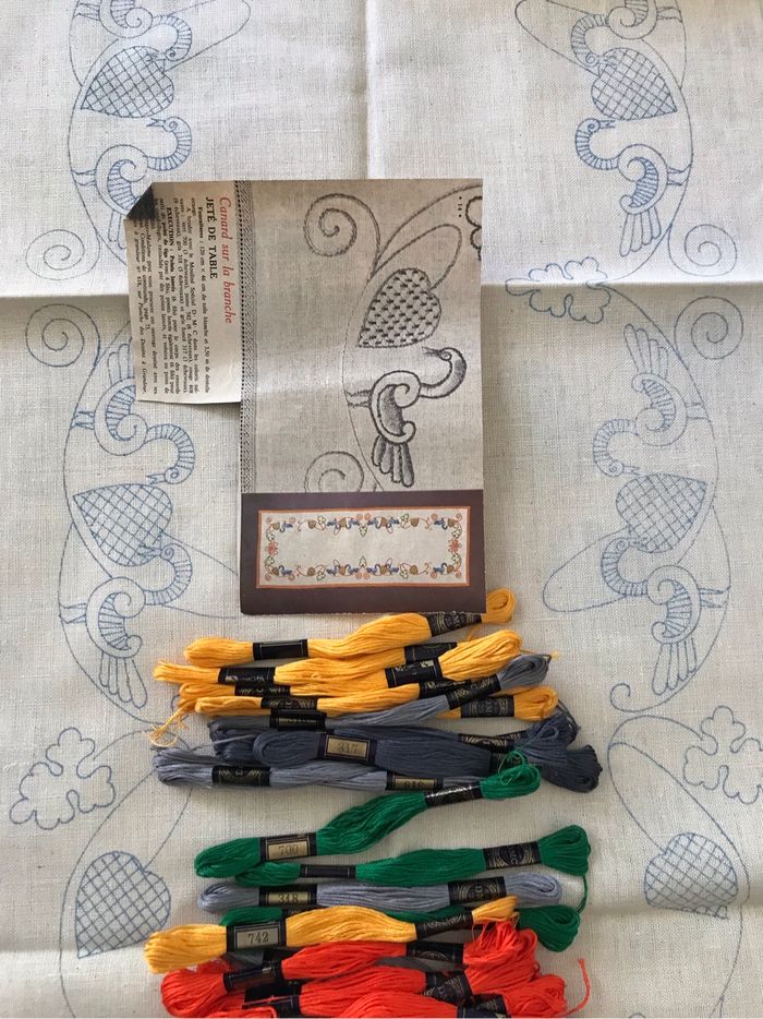 Kit broderie chemin de table - photo numéro 2