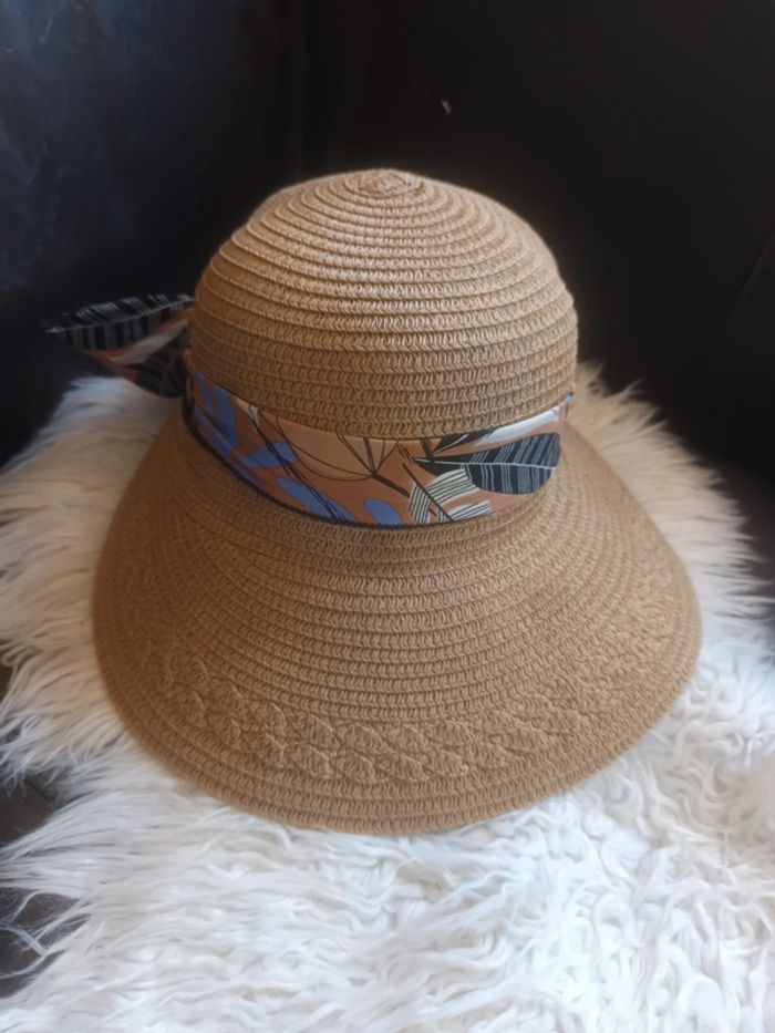 Chapeau neuf et ajustable - photo numéro 6