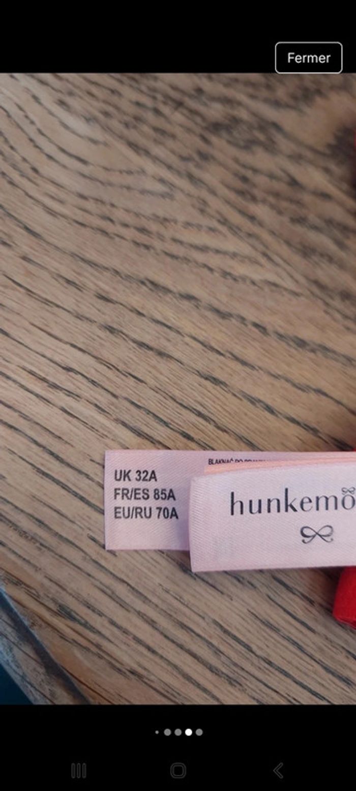Soutien gorge rouge  Hunkemöller fr 85A - photo numéro 16