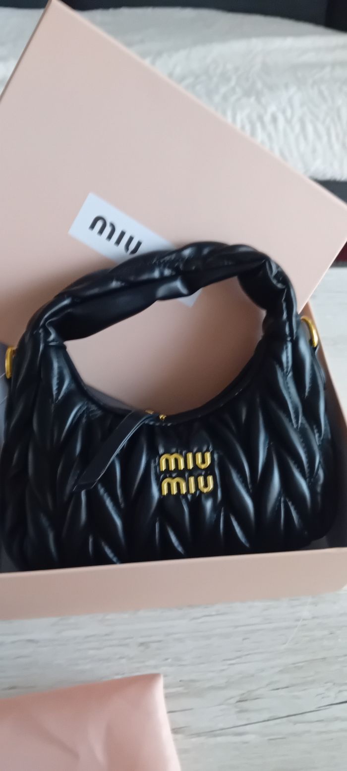Sac a main miu miu neuf - photo numéro 3