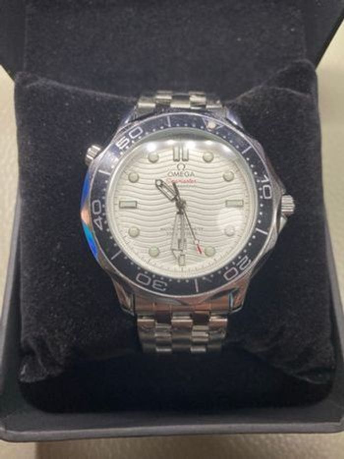 Montre Omega Seamaster - photo numéro 7