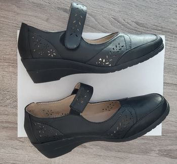 Chaussures compensées