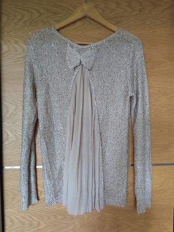Pull à sequin doré