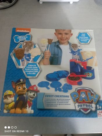 Atelier sucette en chocolat pat patrouille