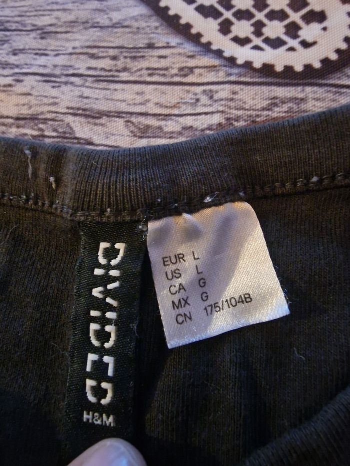 T shirt - photo numéro 2