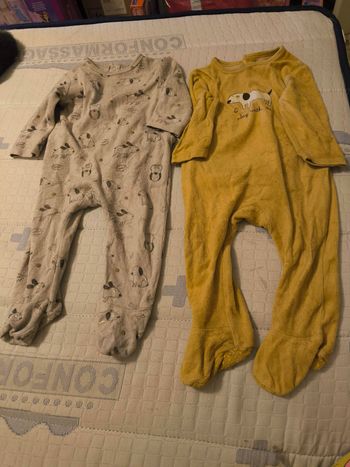 Lot de 2 pyjamas pour garçon de 12 mois marque tex baby