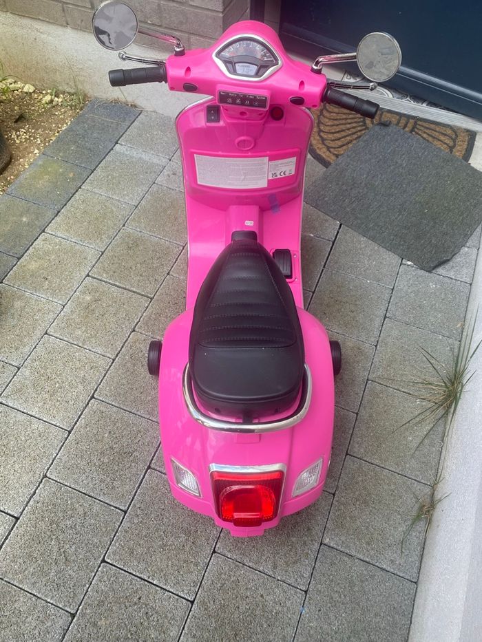 Scooter vespa enfants - photo numéro 6