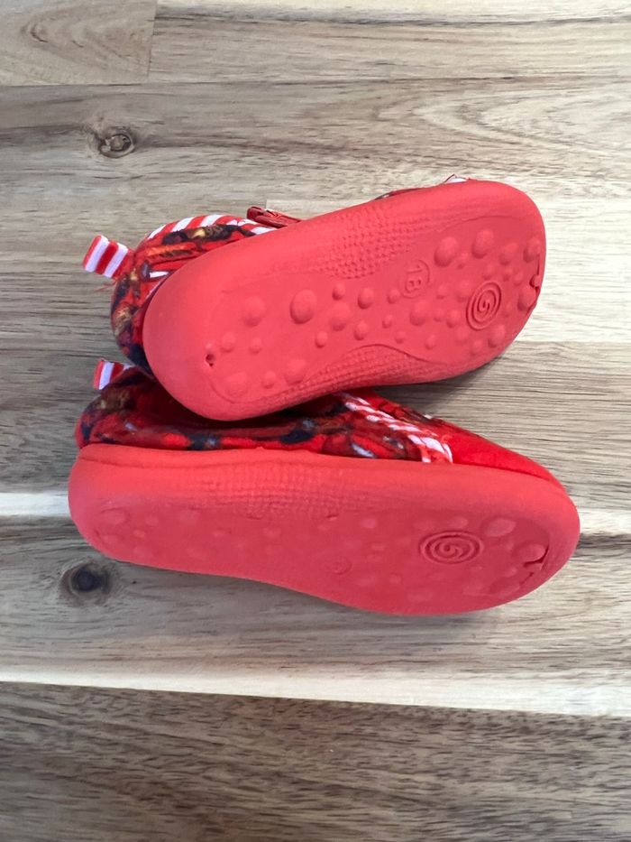 Chaussons Cars P.18 - photo numéro 3