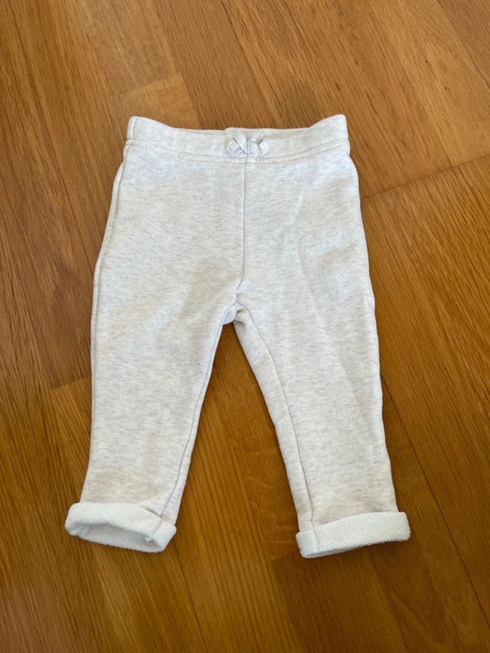 Jogging doux confort full Tape à l’œil taille 9 mois très bon état
