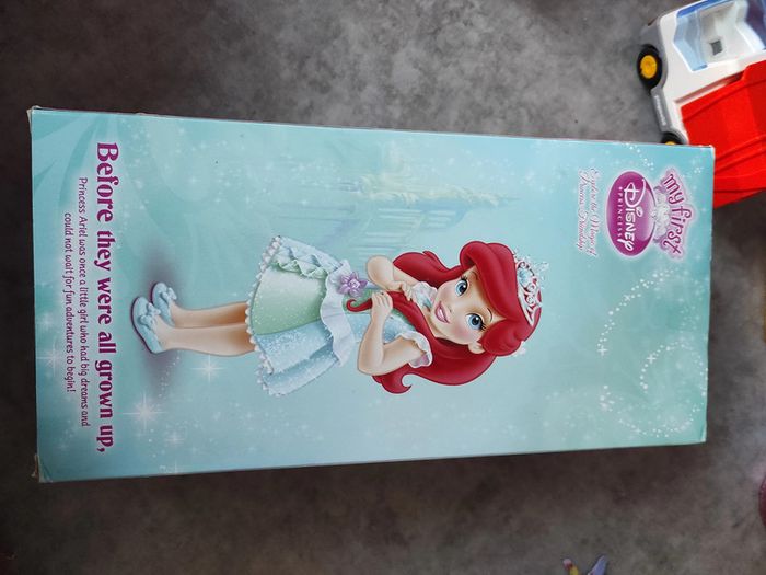 My first Disney princess Ariel la Petite Sirène - photo numéro 2