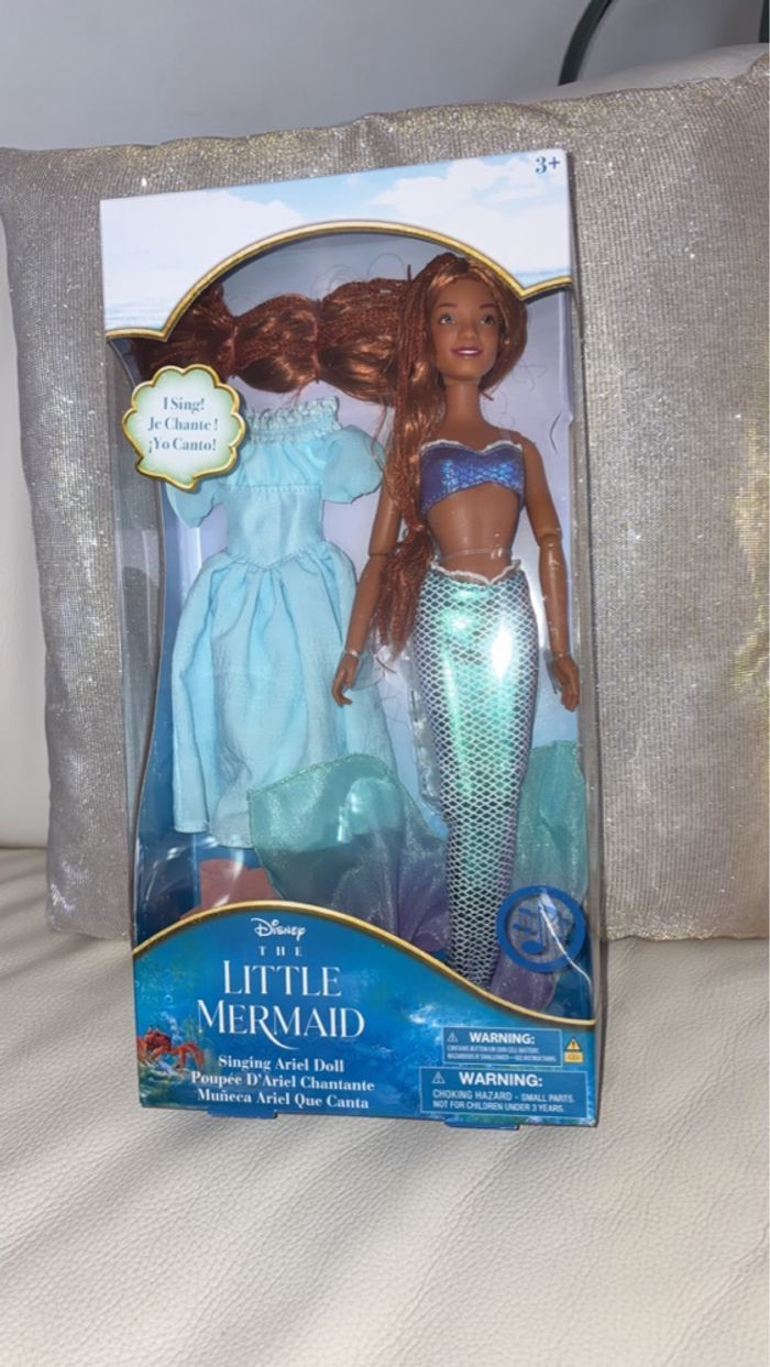 Disney Store - Poupée Chantante Ariel (Exclusivité) - Neuf - Multicolore