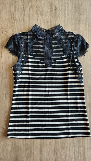 Top haut dentelle, rayures et noir, taille XS, Morgan