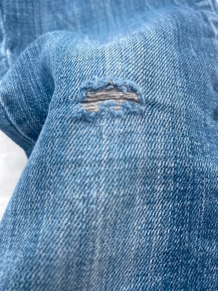 Jean bleu Levi's taille 10ans - photo numéro 3