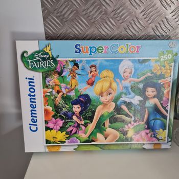 Puzzle fee clochette