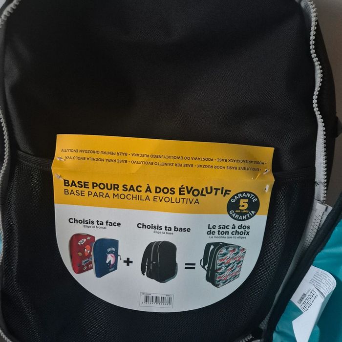 Sac d’école évolutif base + face minion Neuf - photo numéro 5