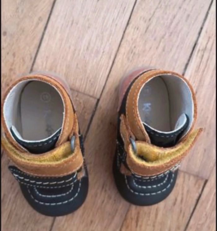 Paire Kickers taille 18 - photo numéro 6