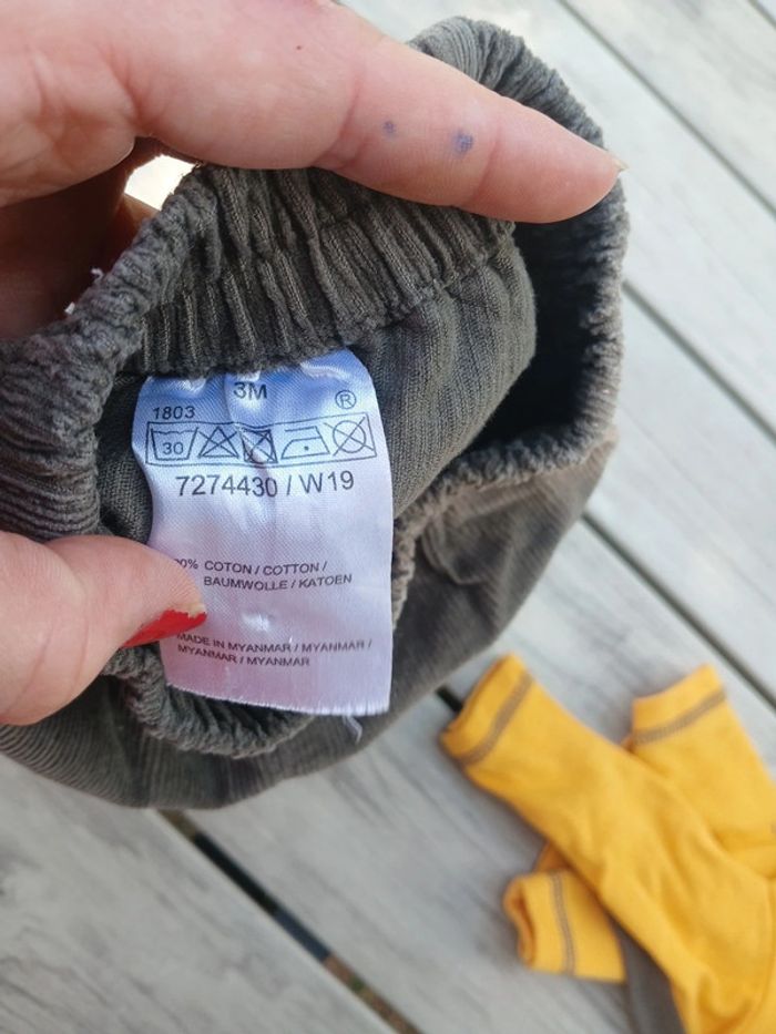 Ensemble velours côtelé 3 mois garçon. - photo numéro 7