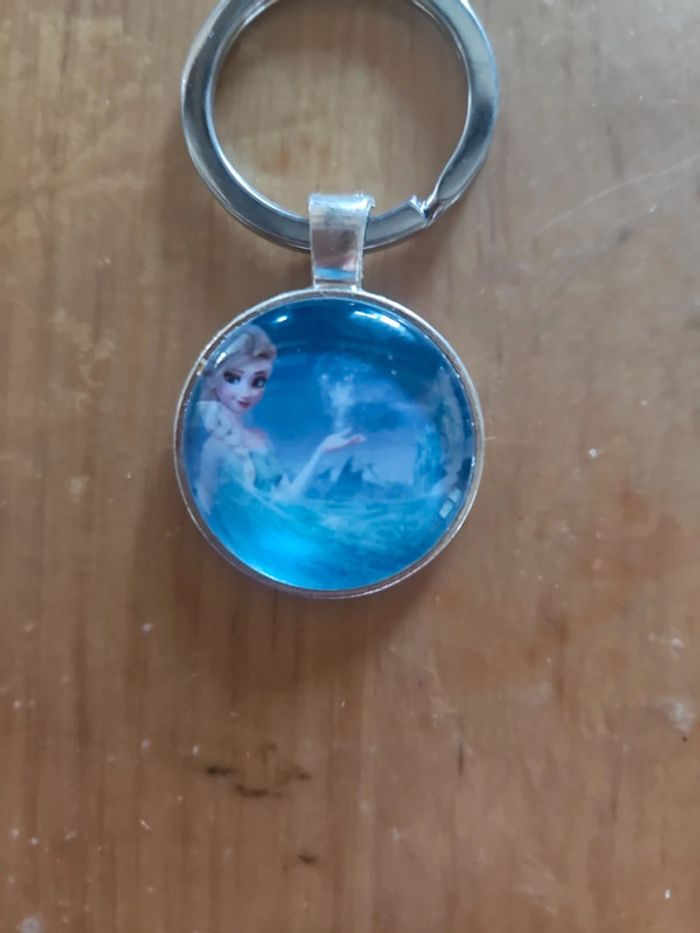 Porte clef la reine des neiges - photo numéro 3