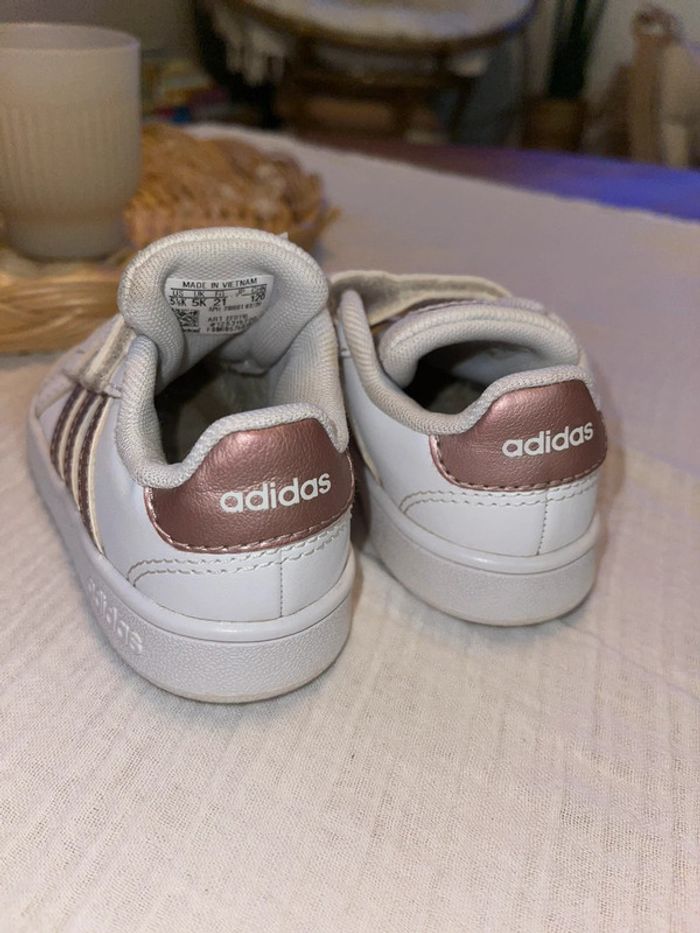 Basket à scratch adidas - photo numéro 5