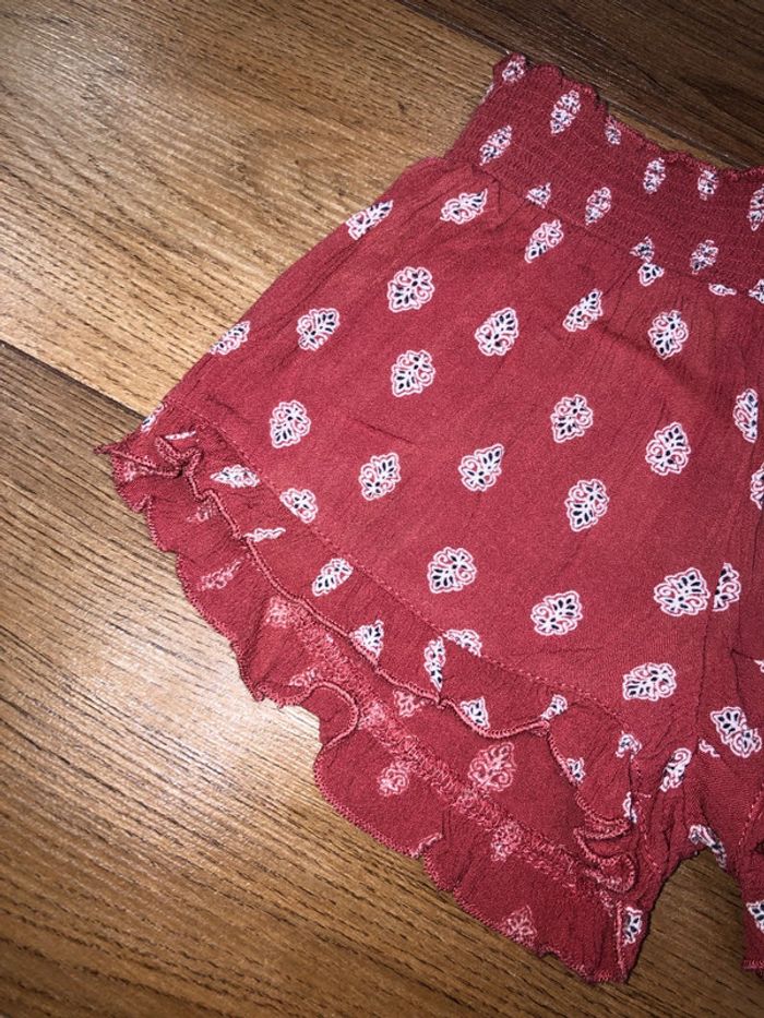 Short fille kiabi 🌺 taille 3 ans très bon état - photo numéro 2