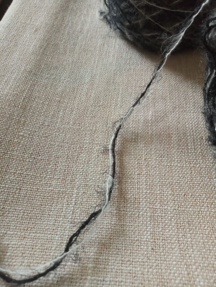 Lot de 5 Pelotes Fantaisie Tons Noirs et Blancs (370g) - photo numéro 4