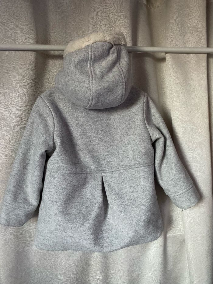 Manteau capuche fille gris 3 ans kiabi - photo numéro 3