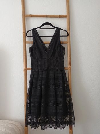 Magnifique robe Morgan tout en dentelle noire taille 36