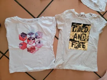 Lot tee shirts manches courtes 8 ans