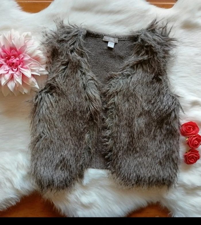 Gilet fourrure sans manches 8 ans