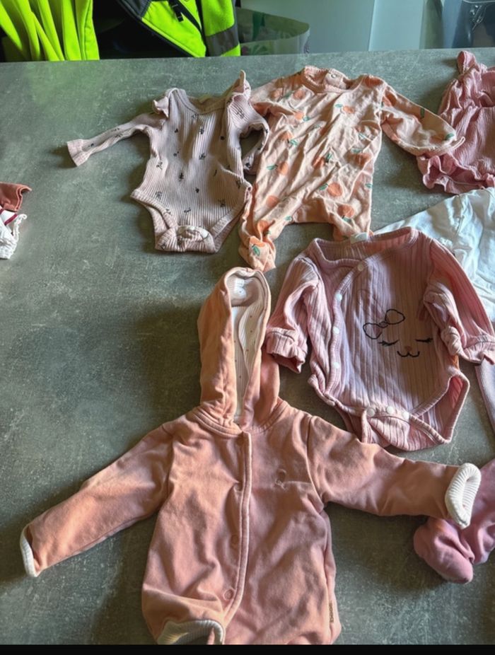 Lot de vêtements bébé fille - photo numéro 4