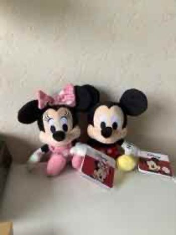 Lot 2 peluches neuves Mickey et Minnie Disney