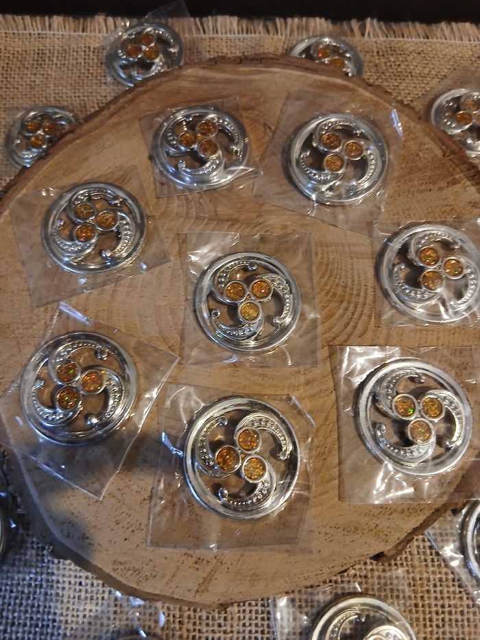 Lot de 22 cercle rondelles argenté paillettées orange accessoires loisirs créatifs bijoux ou autre - photo numéro 2