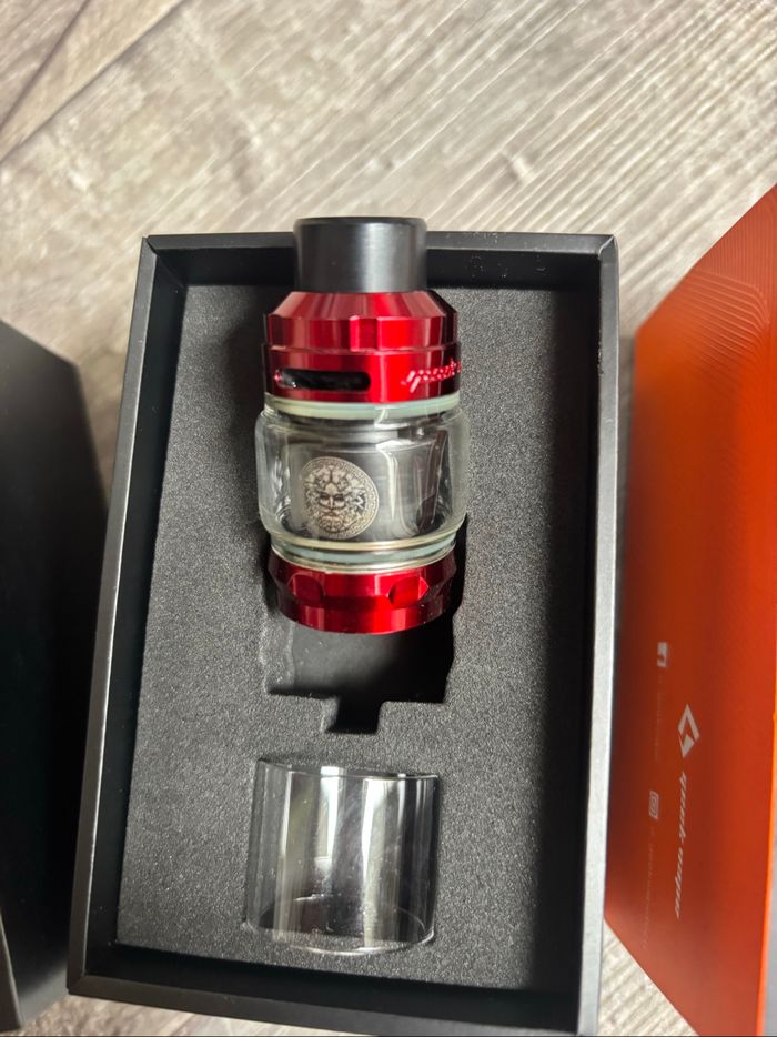 Clearomiseur geekvape Z sub-ohm 5ml - photo numéro 2