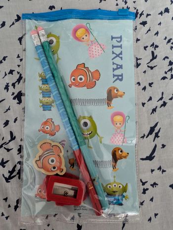 Pochette Garnie fournitures Disney Pixar neuve