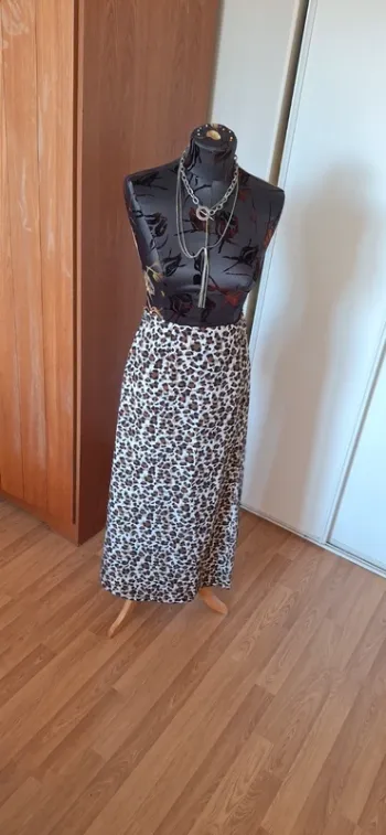 Jupe longue shein  Fendue imprimé léopard taille m