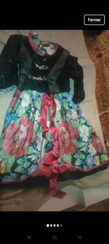 Très belle robe fille e21