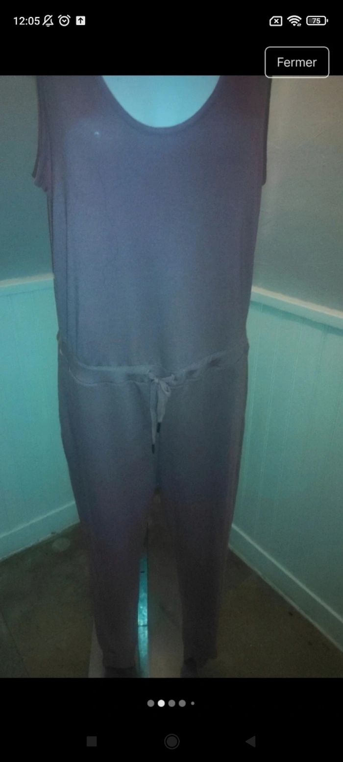 Très belle combinaison femme f20