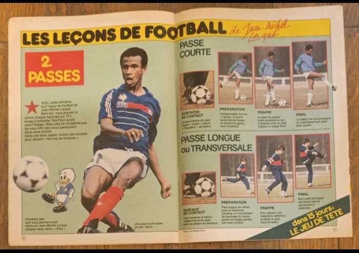 Ancien journal de mickey avec cadeau dinosaure N°1713 de 1985 vintage - photo numéro 9