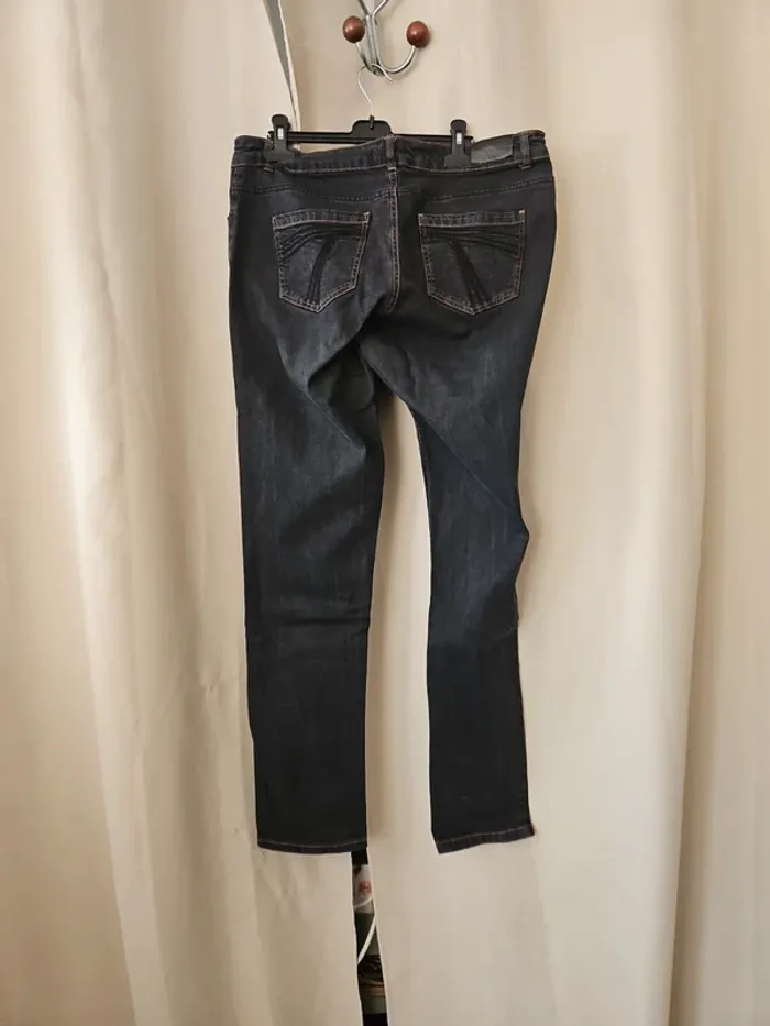 Jeans slim noir - photo numéro 3