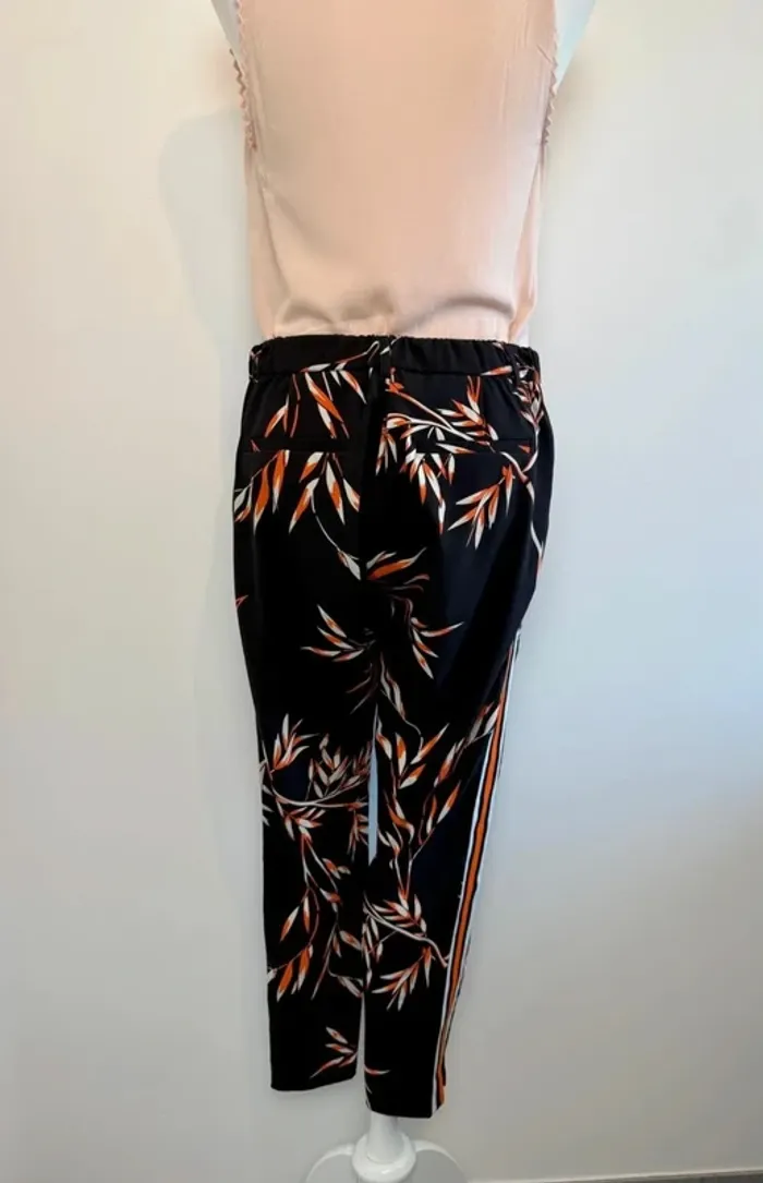 Pantalon été femme In Weart Copenhagen marine et feuilles taille 38 comme neuf - photo numéro 4