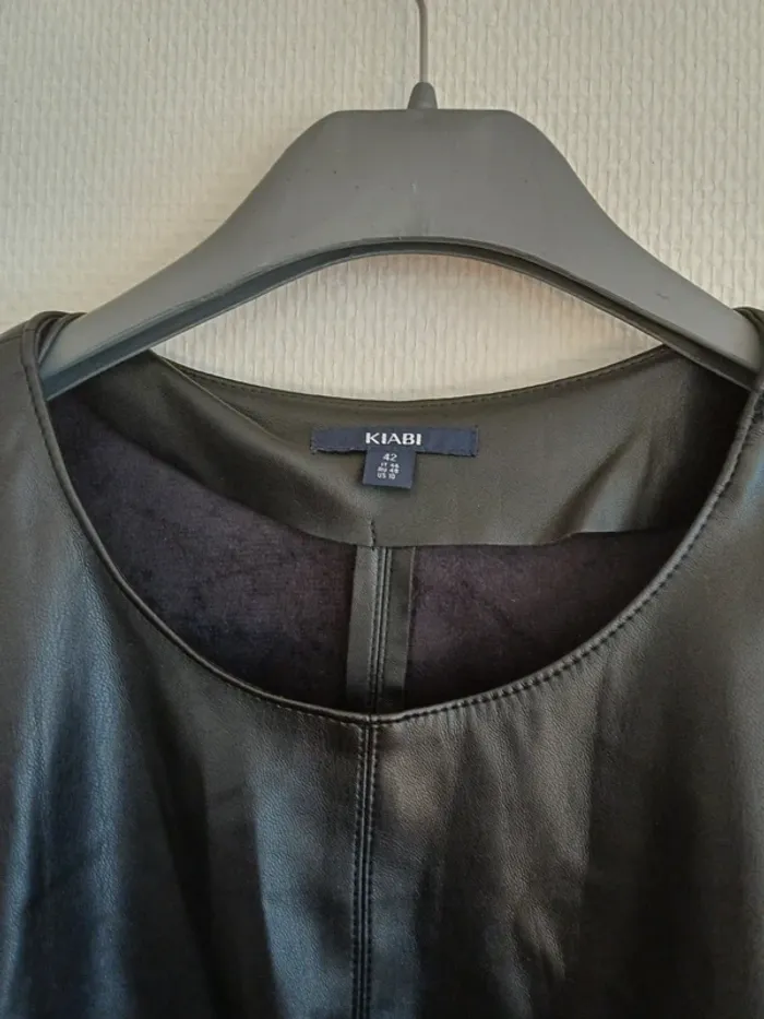 Robe 42 - photo numéro 3