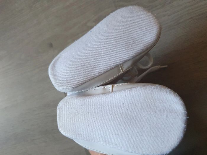 Chaussures souple 6/9mois - photo numéro 2