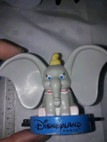 figurine ancienne dumbo de disney
