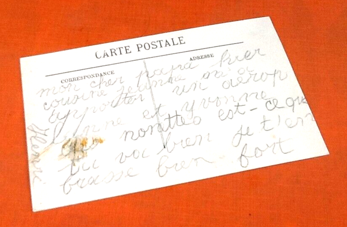 Carte postale ancienne Environs de Tours (Indre-et-Loire) Luynes Le Château - photo numéro 2