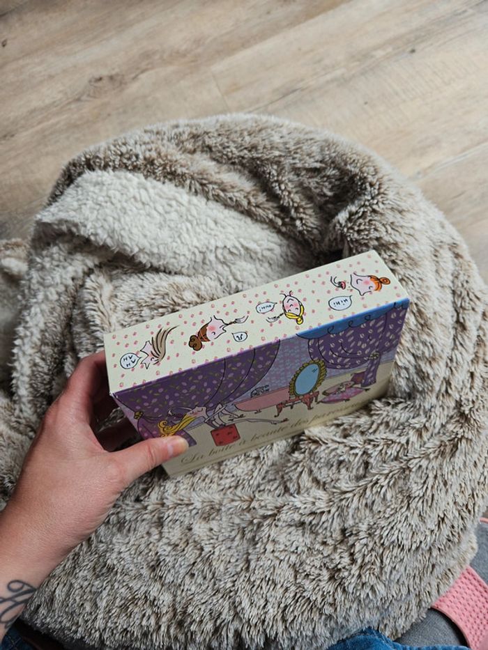 Boite livres les paresseuses - photo numéro 3