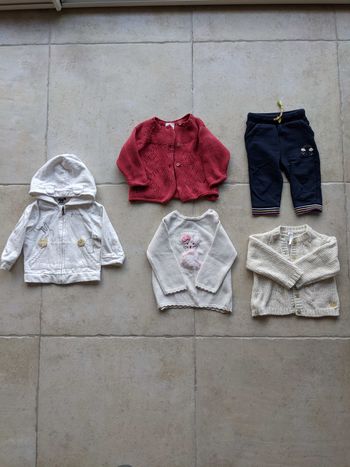 Lot vêtements fille 9 mois