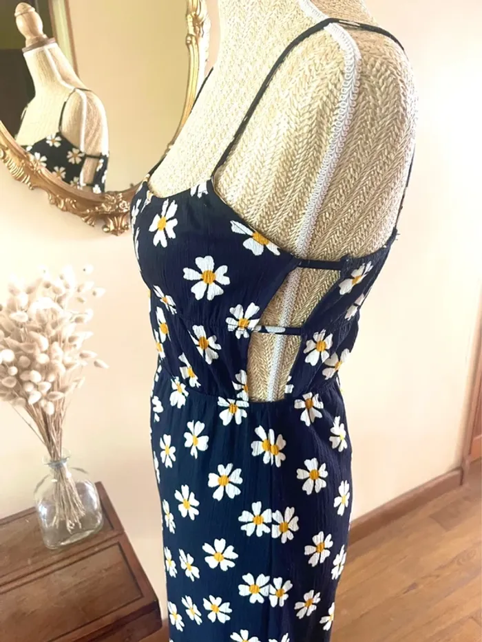 Robe Fleurie Bershka - Taille XS - photo numéro 2