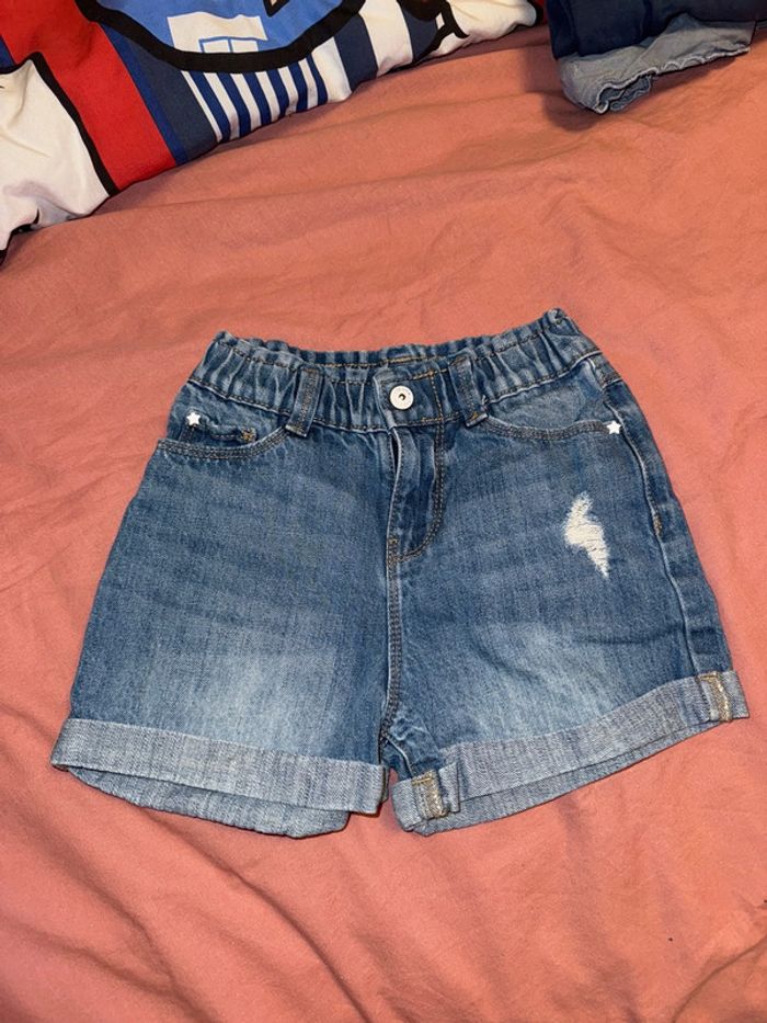 Short jeans