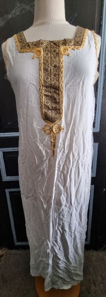 Robe orientale  femme fait mains taille 40/42