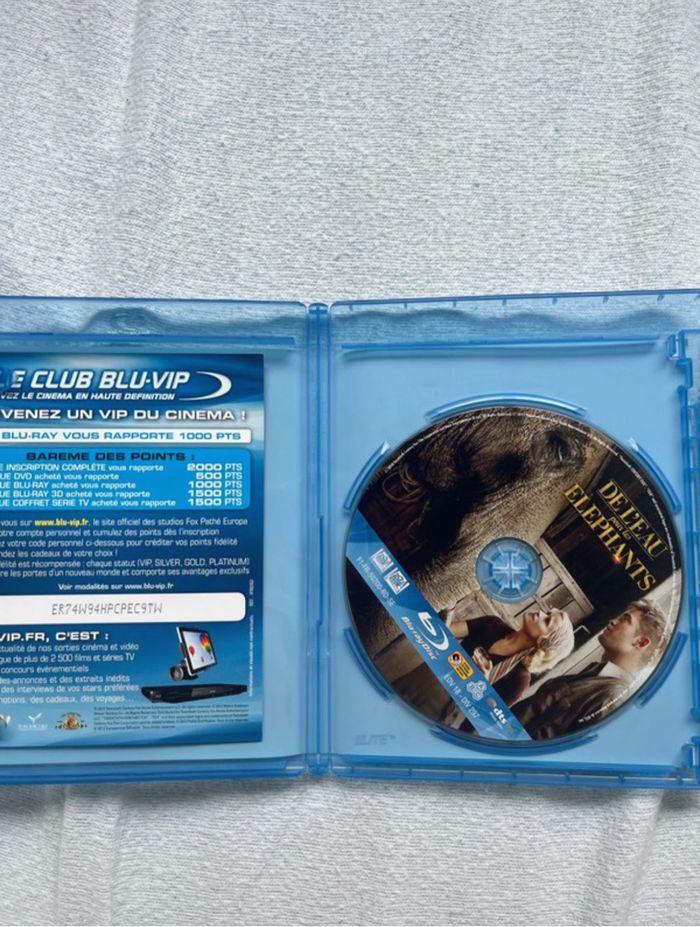 Blu ray de l’eau pour les éléphants - photo numéro 3